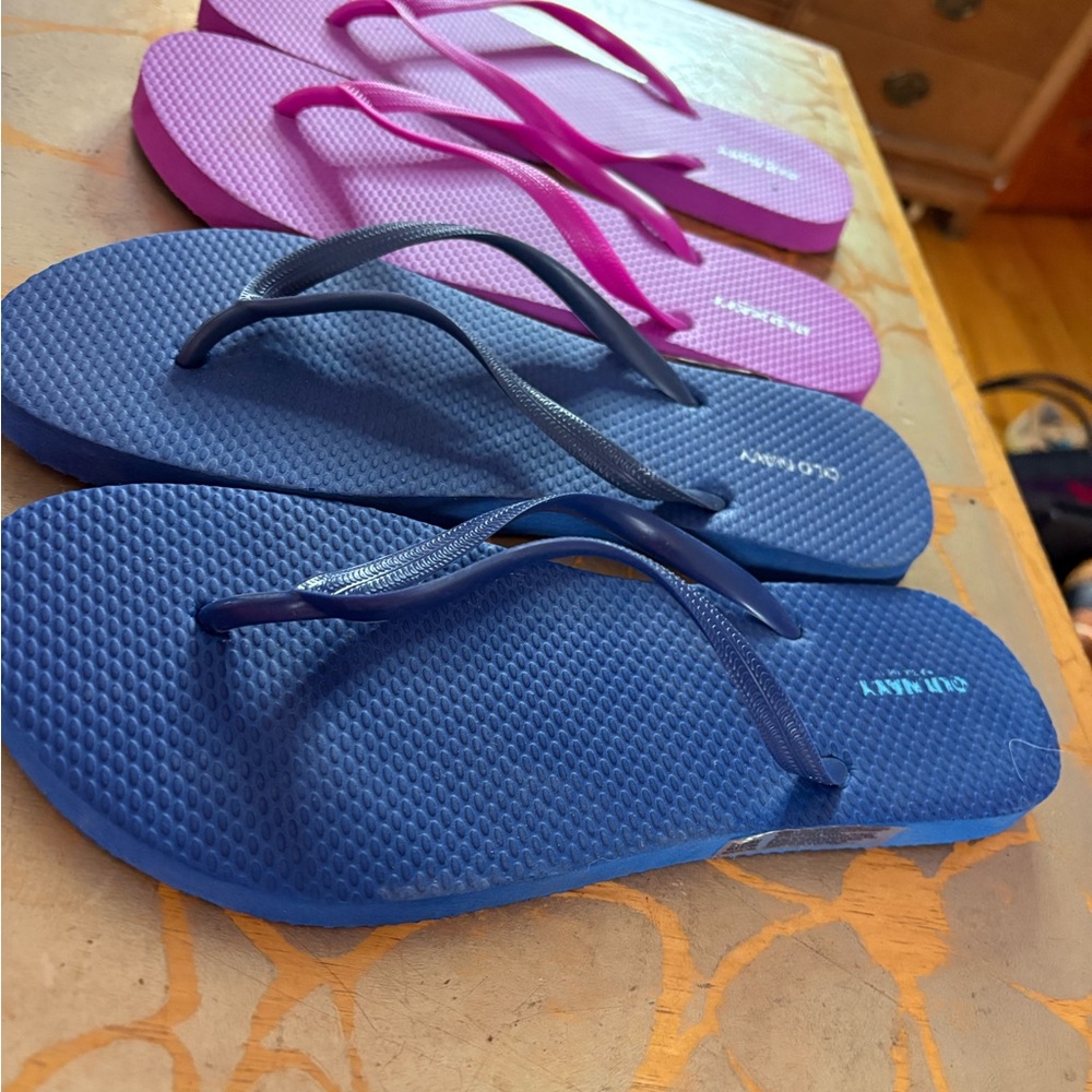 Old Navy Blue and Purple Flip Flops - lot of 2 pairs